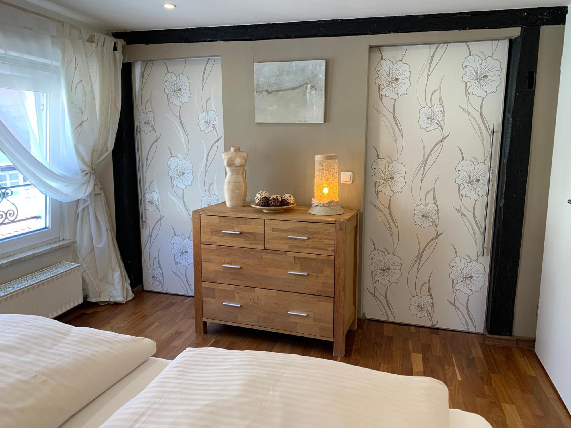 Ferienwohnung Janus Altstadt-Hameln Haus 1 Inklusive Parkplatz Mit Und Ohne Balkon Hamelin Eksteriør bilde